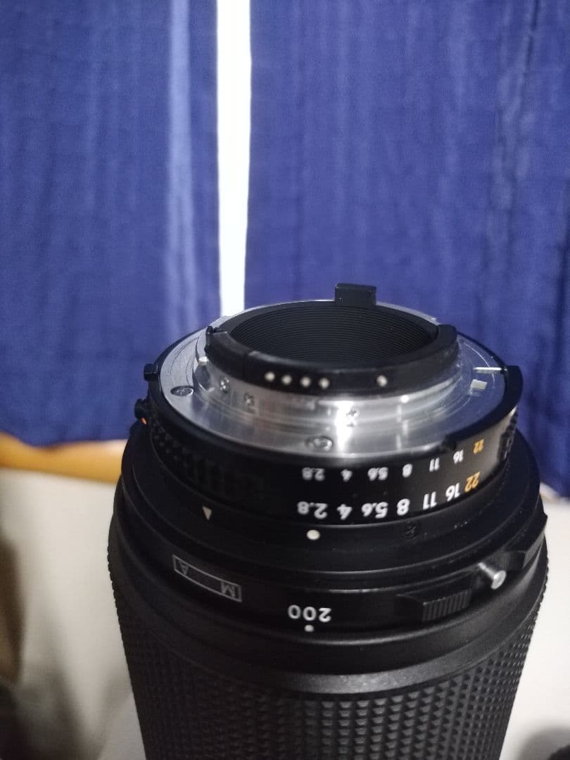 Nikon ED 80-200mm f/2.8 ズームレンズ