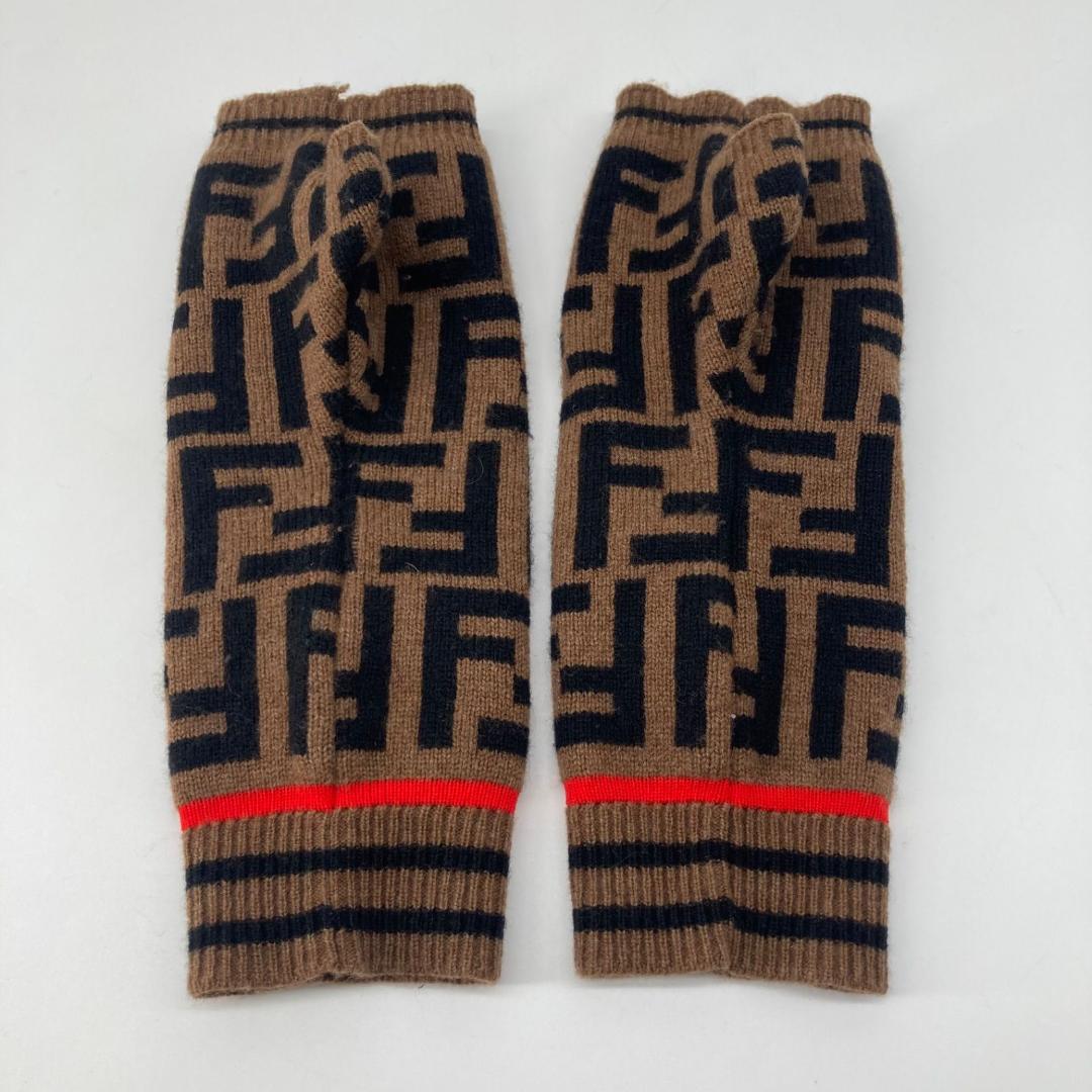 13671✨FENDI フェンディ ズッカ カシミヤ 手袋 グローブ 箱付き