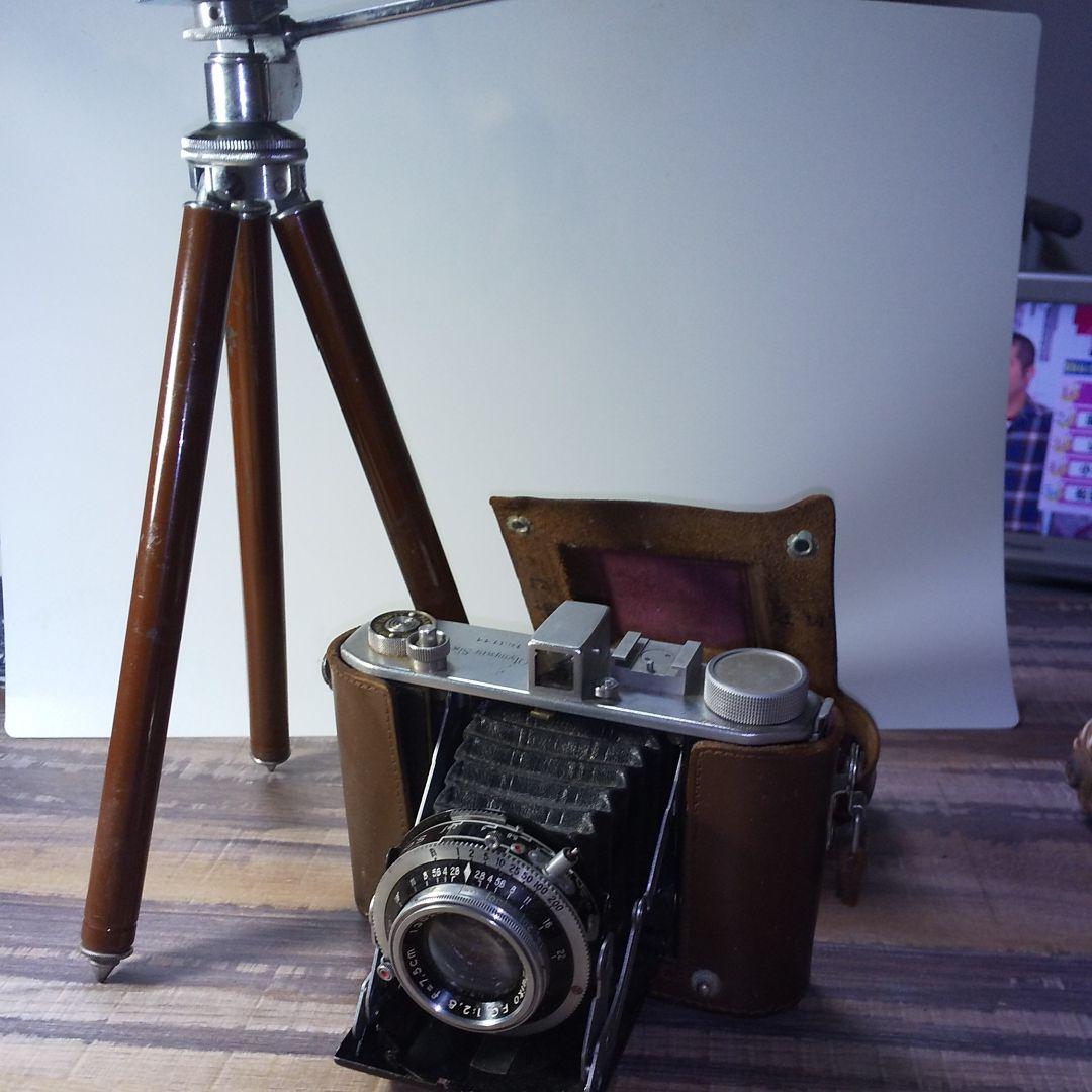 ☆❪超貴重品❫[レトロ]OLYMPUS  Six[蛇腹式]三脚セット！