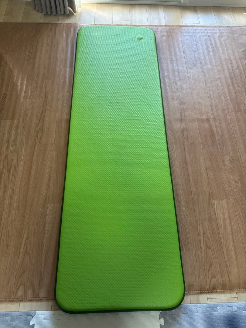 iimat（イイマット）の車中泊用エアーマット