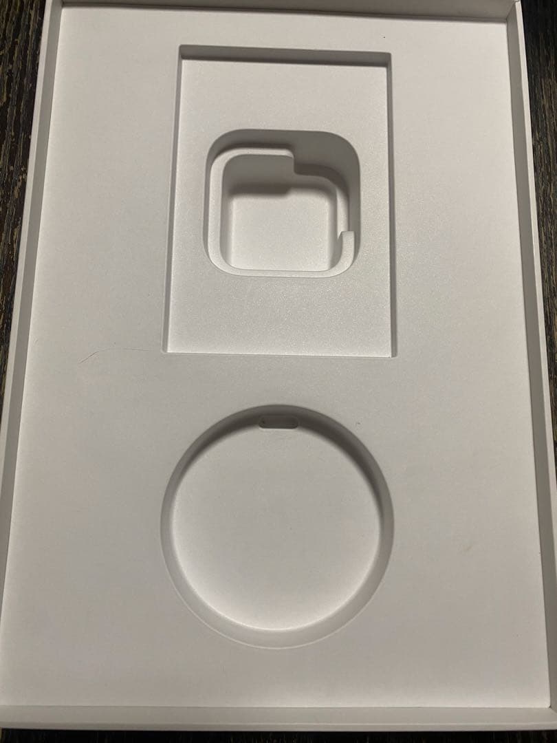 iPad 第7世代 /10.2インチ/ 32GB /au版 /箱・付属品/美品