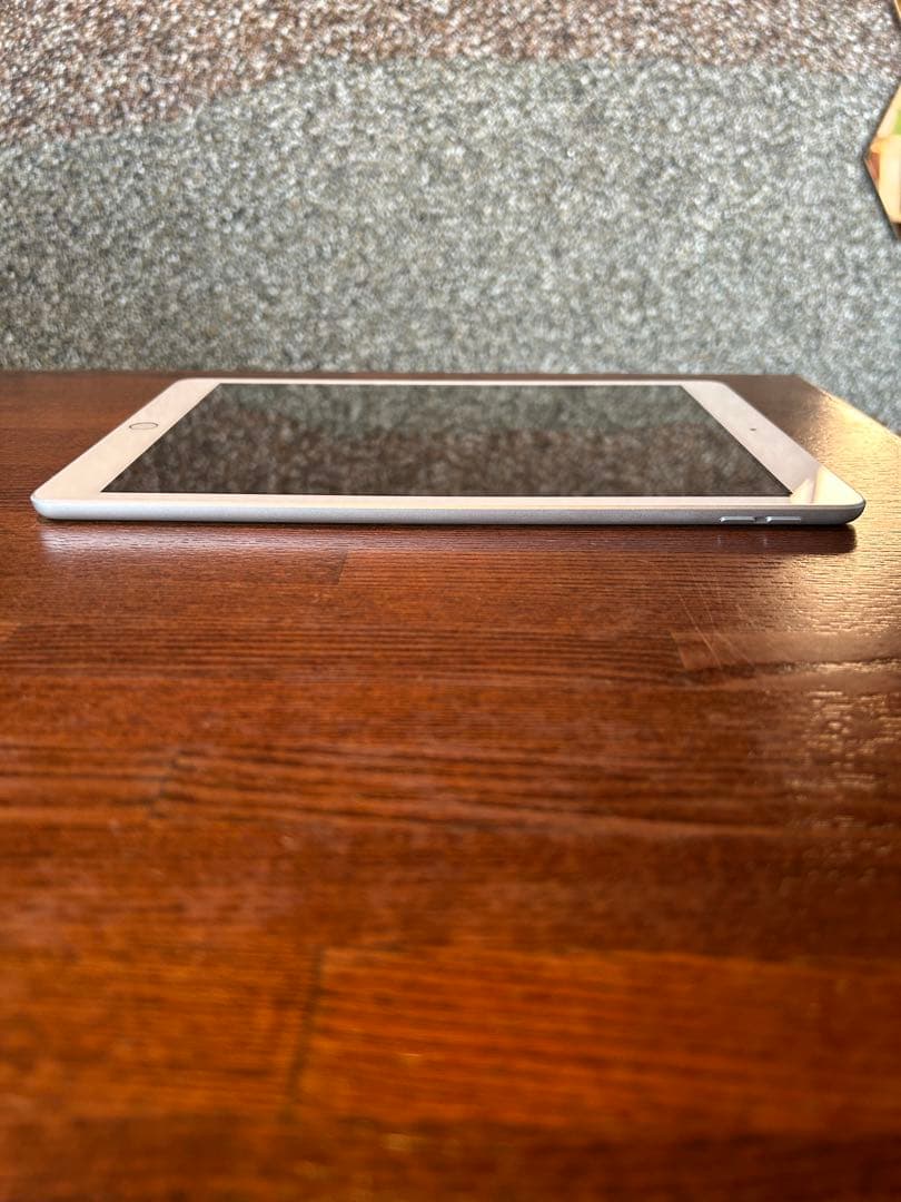 【美品】iPad8 第8世代 32GB