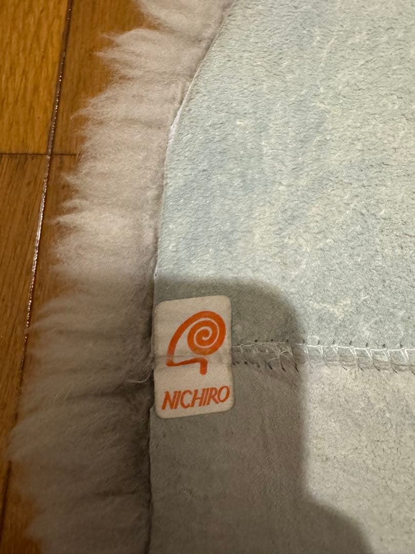 【勝子】NICHIRO ニチロ　ムートンラグ　グレー