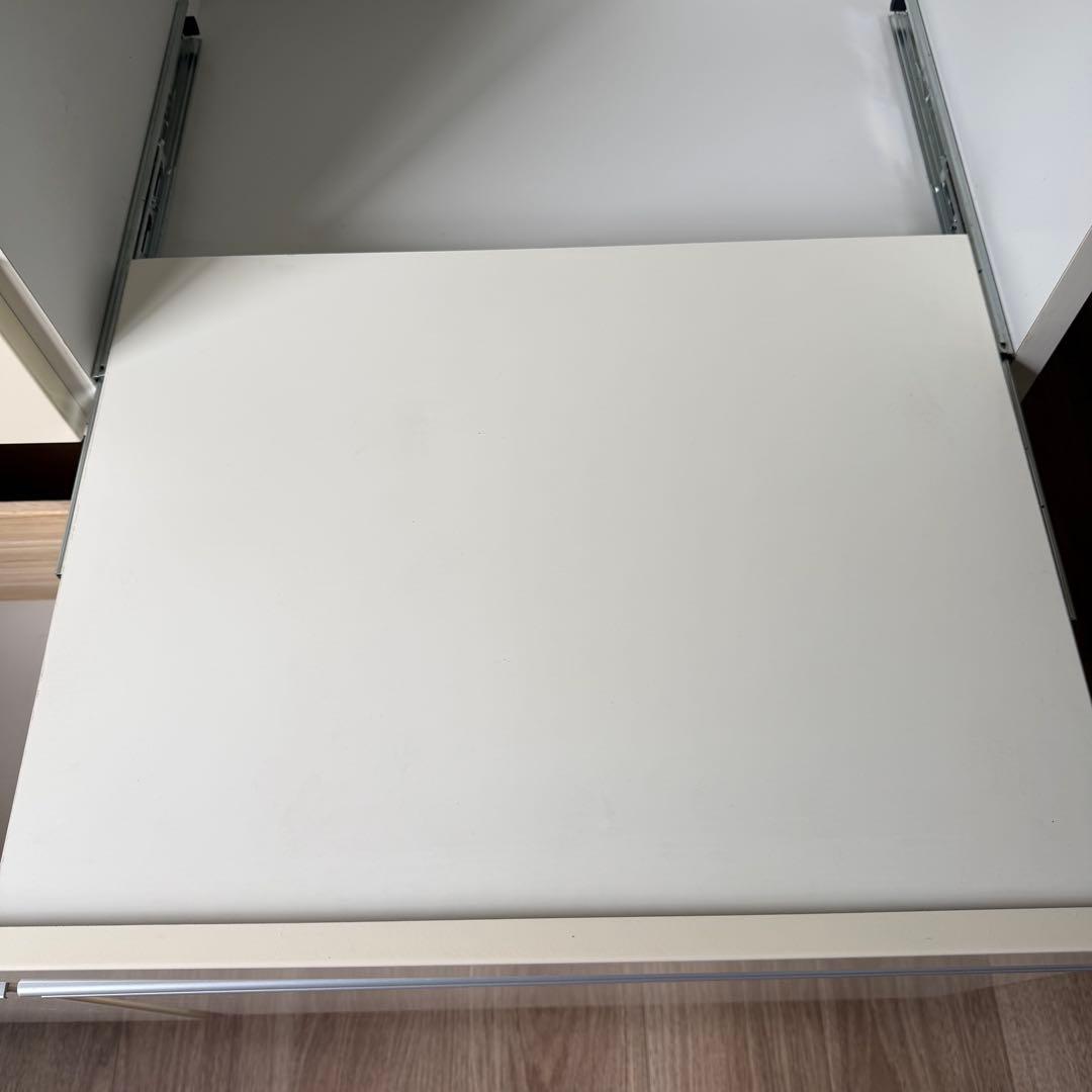 直接引き取りのみ カップボード　食器棚　ガラス扉付き