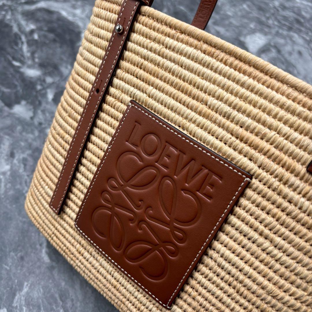 さくら ✨ロエベ　スクエア バスケットバッグ スモール