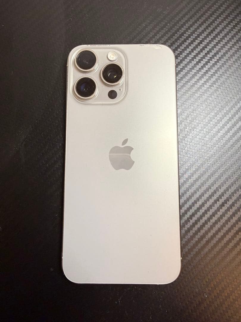 ア*ル様 Apple iPhone 15 Pro max ジャンク品