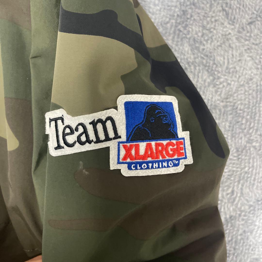 XLARGE カモフラージュ フード付きダウンジャケット