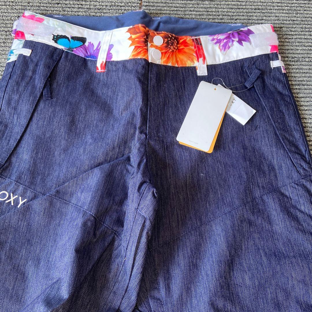新品・未使用⭐️ROXY スノボウェア　蜷川実花　上下セットXS ボトムS