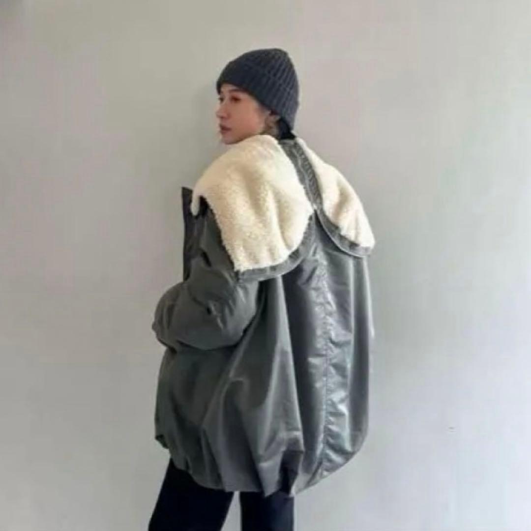 ジャケット・アウター miuCLANE BALLOON DESIGN HOODED N3B