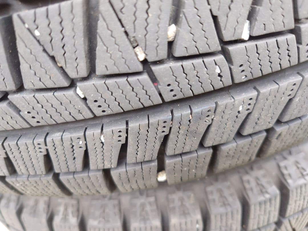 スタッドレスタイヤにアルミ付き165/65R14ブリジストン軽自動車用４本セット