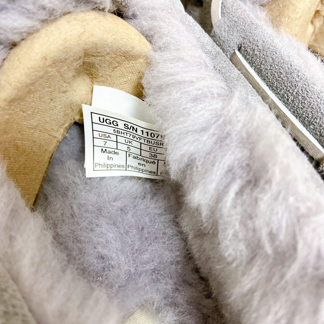 新品未使用　UGG ダコタ　モカシン　DAKOTA 美品　24cm