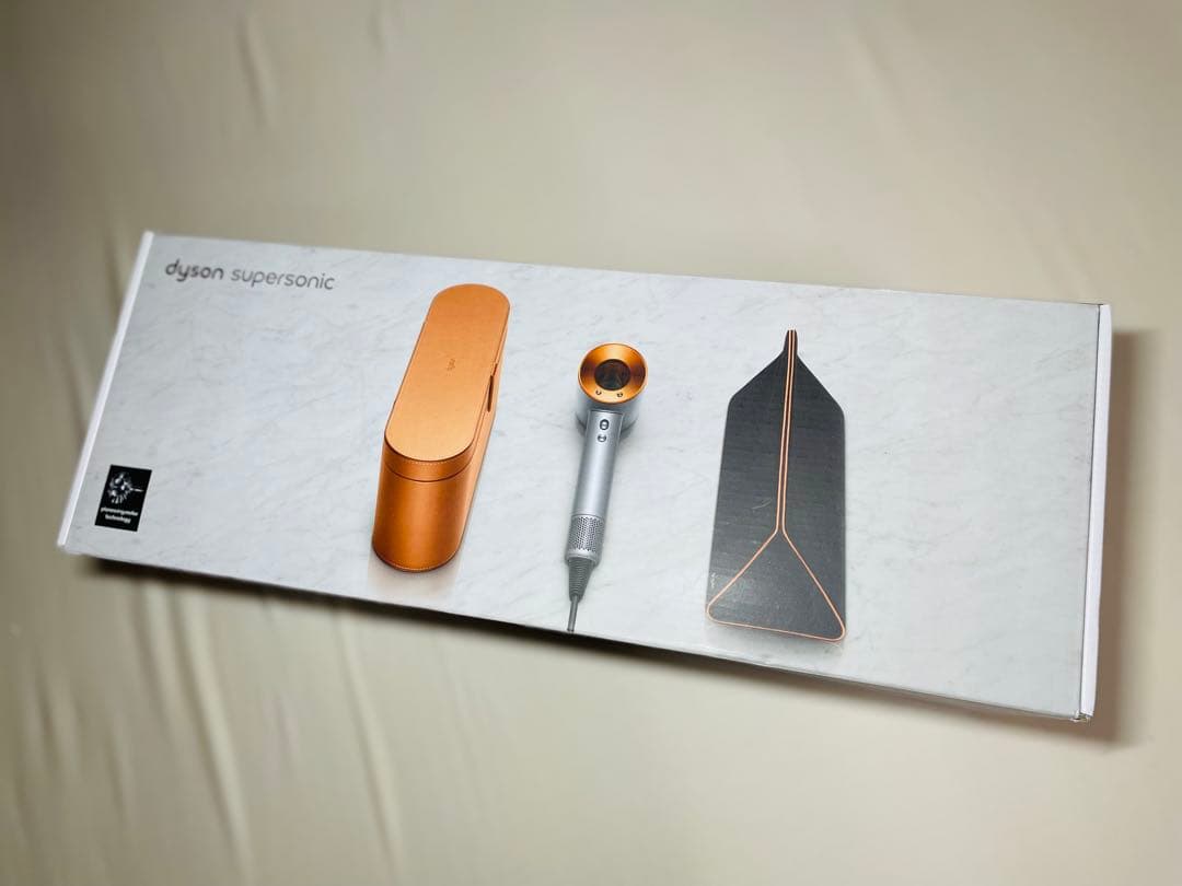 dyson supersonic ダイソン　スーパーソニック　ヘア　ドライヤー