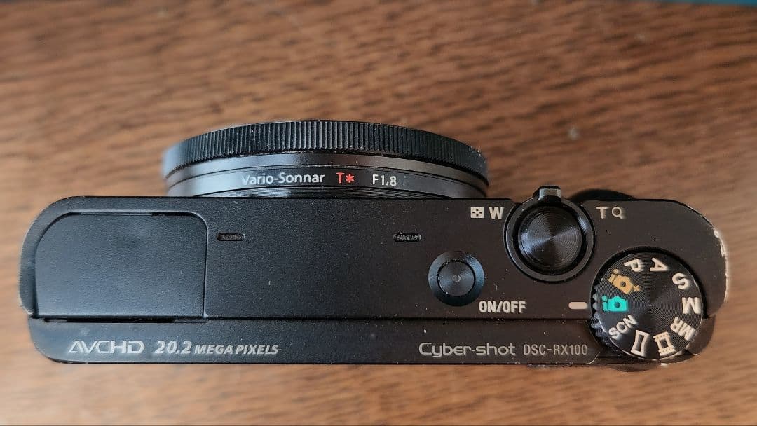 SONY Cyber-shot DSC-RX100（初代）