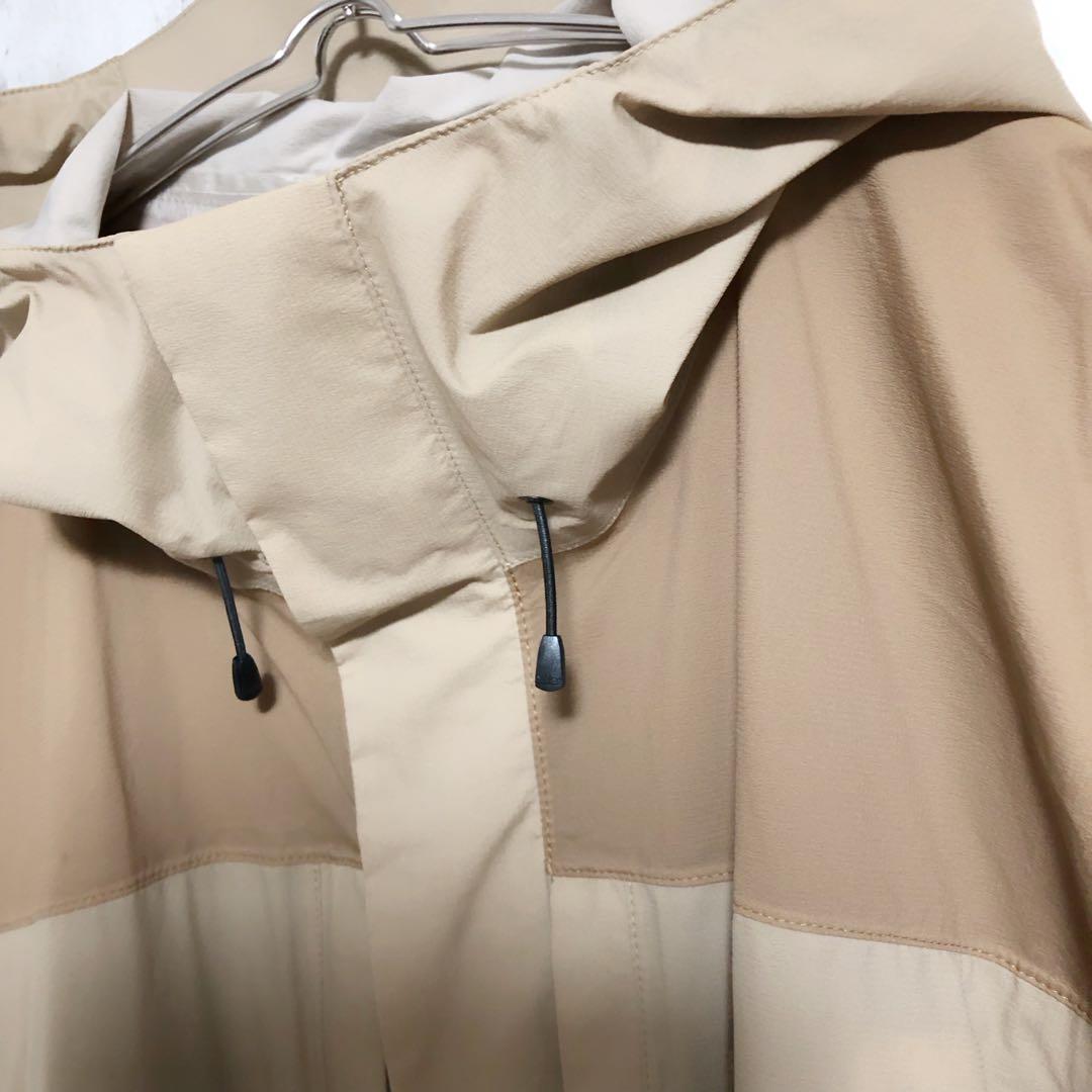 ノースフェイス ハイベント フード付き タグアンポンチョコート　レインコート