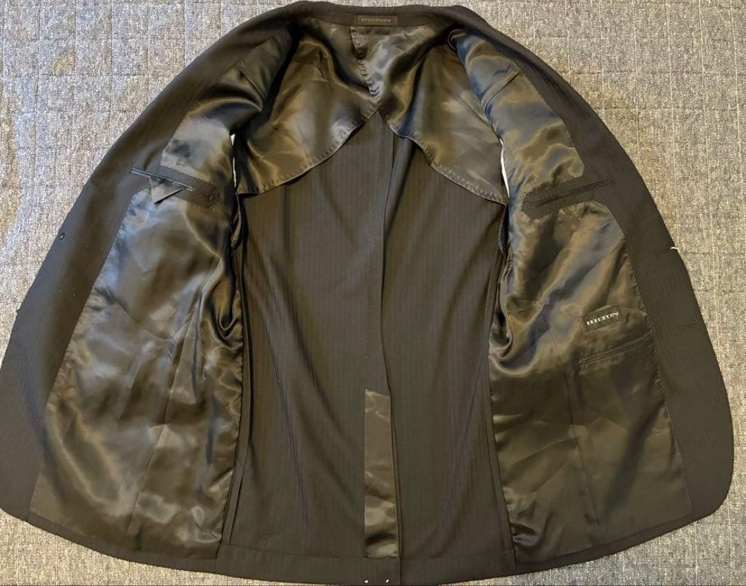 ヒルトン　HILTON スーツ　ストライプ　ブラック　super120's