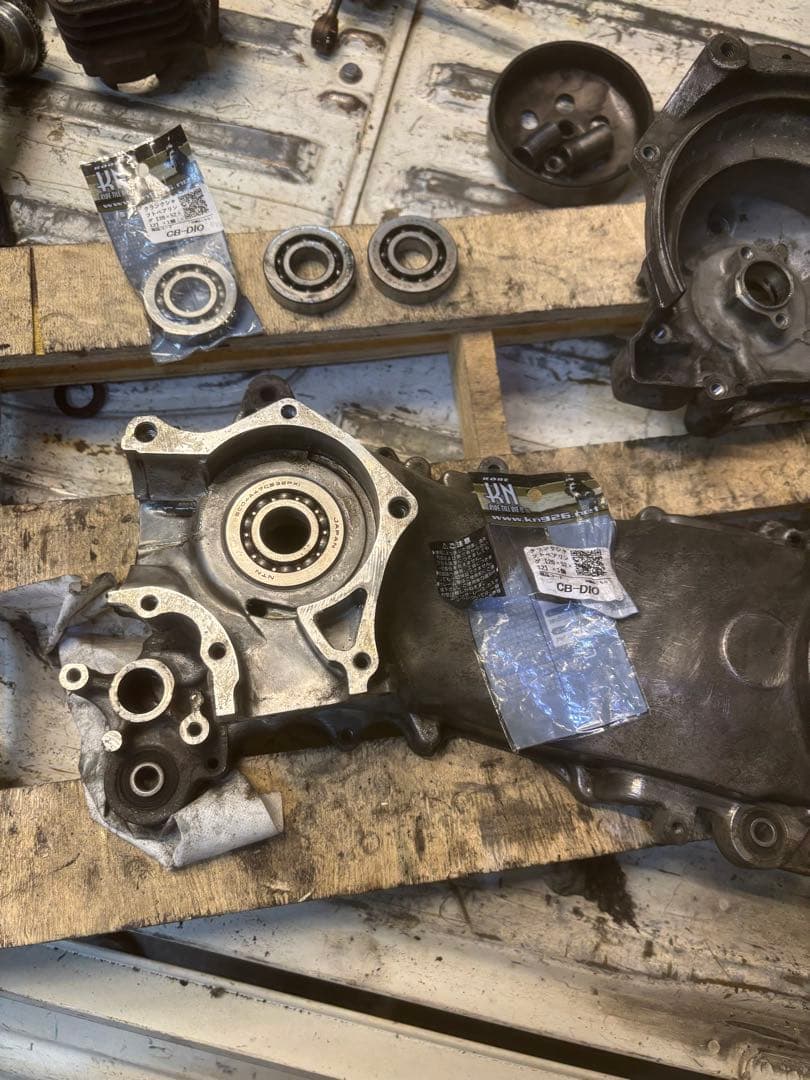 ライブディオAF34・AF35中期クランクベアリング交換済みエンジン。