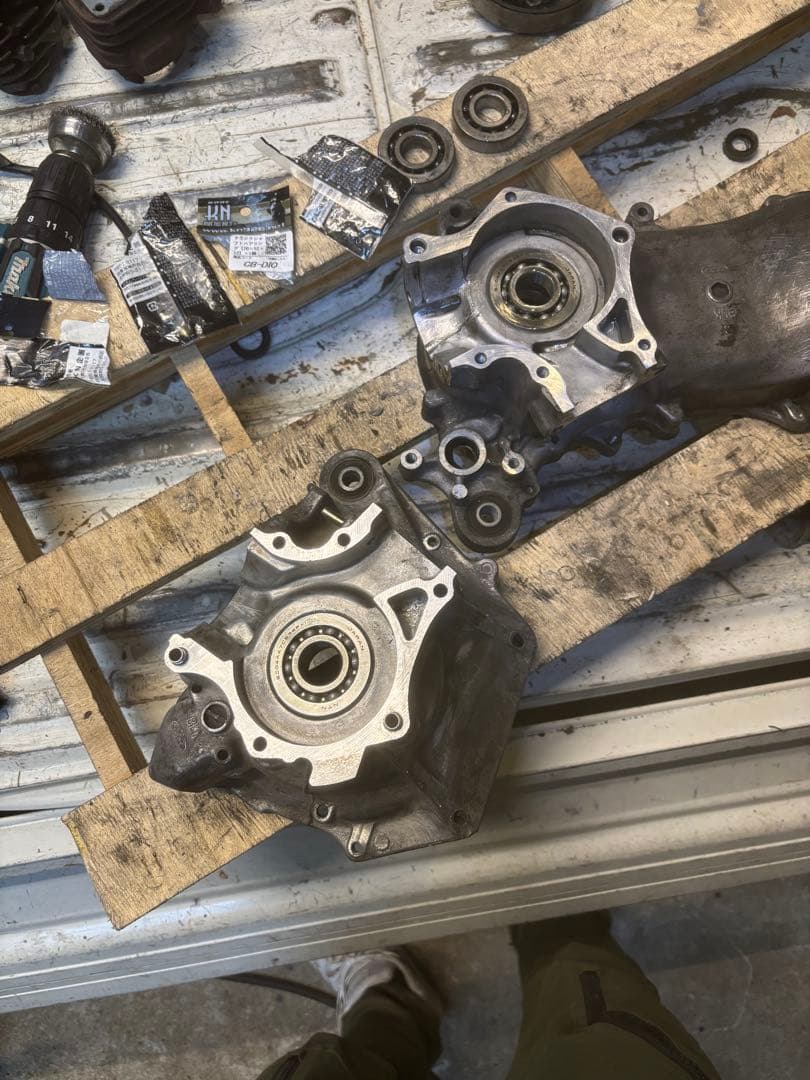 ライブディオAF34・AF35中期クランクベアリング交換済みエンジン。