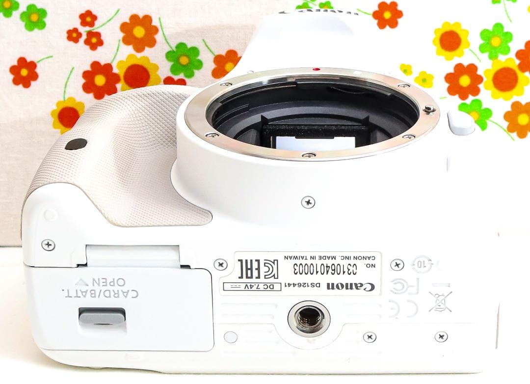 極美品☆Canon EOS kiss X7☆スマホに転送！☆ダブルレンズ！