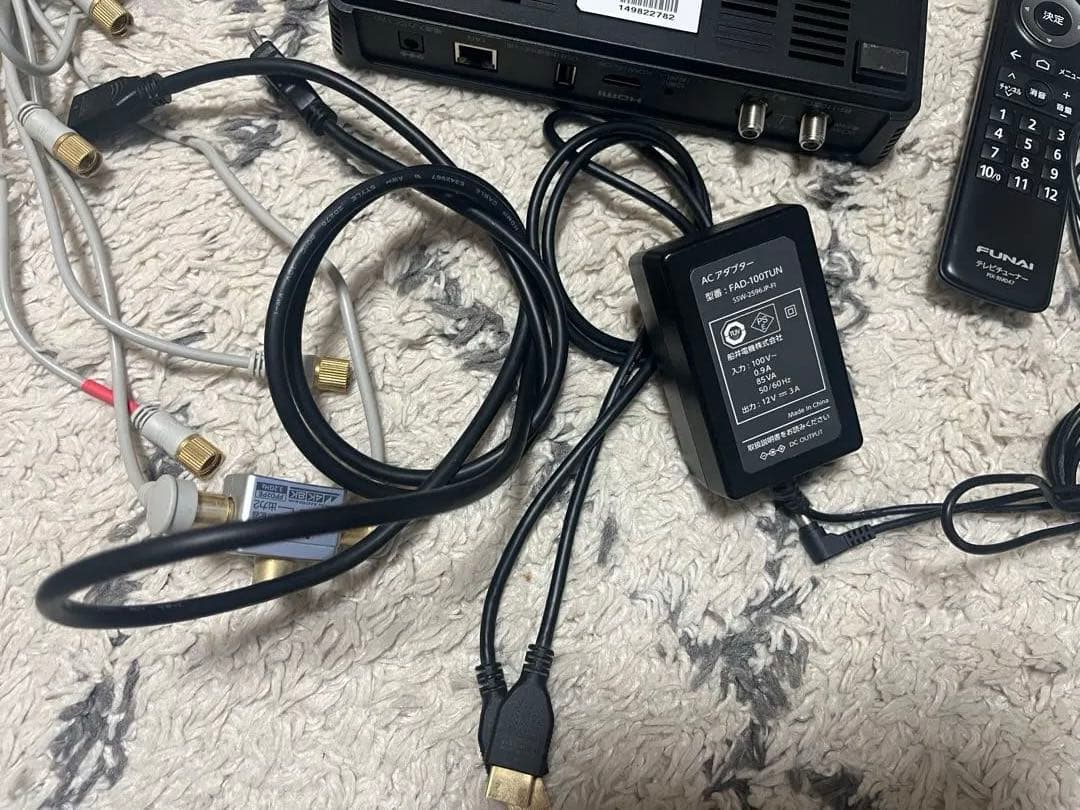 4Ｋ　テレビチューナー　FT-4KS10 分波器　HDMIケーブル 2本