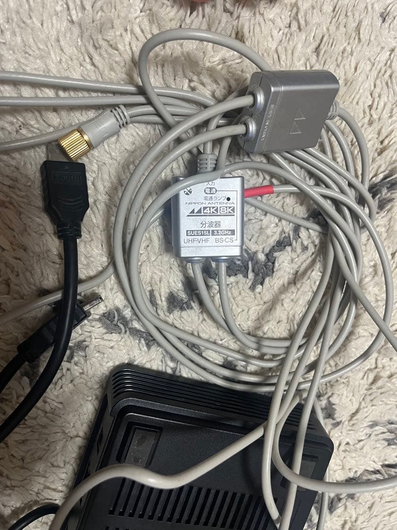 4Ｋ　テレビチューナー　FT-4KS10 分波器　HDMIケーブル 2本