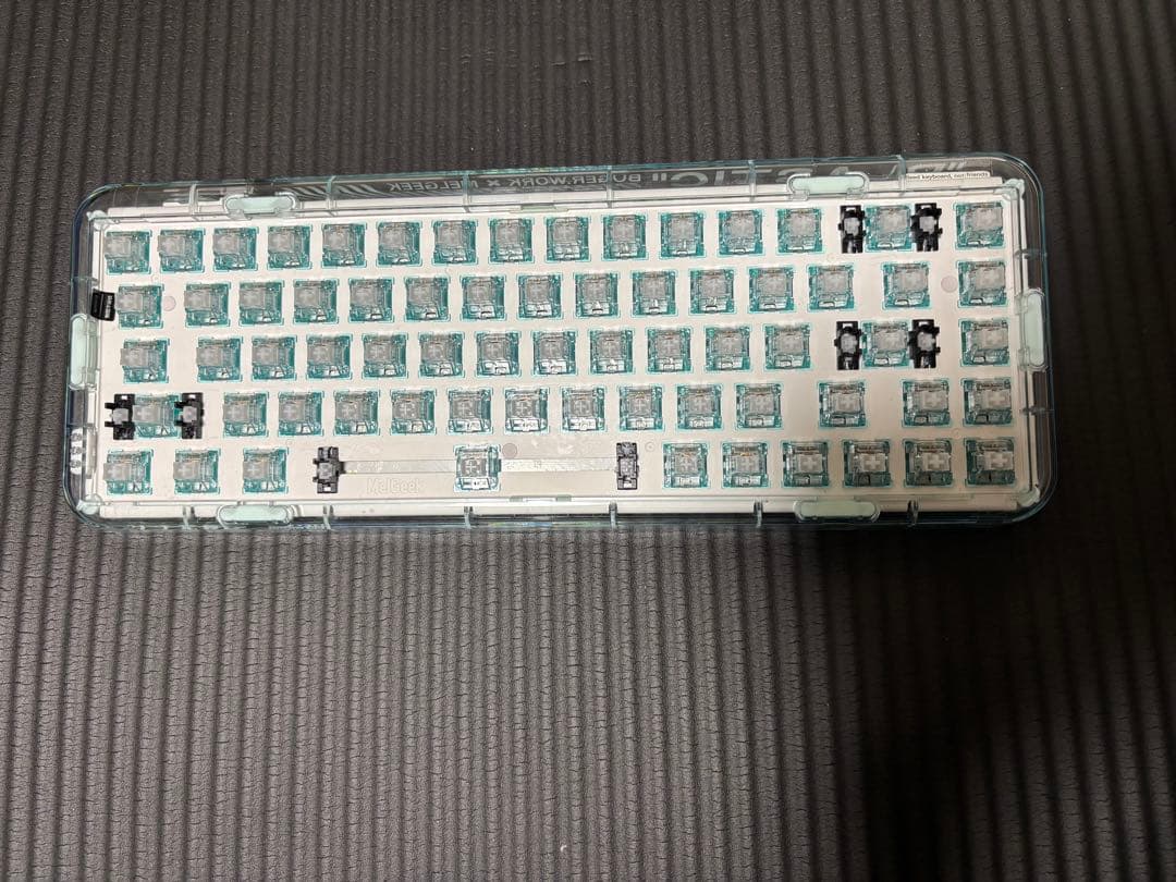 キーボード Melgeek mojo68