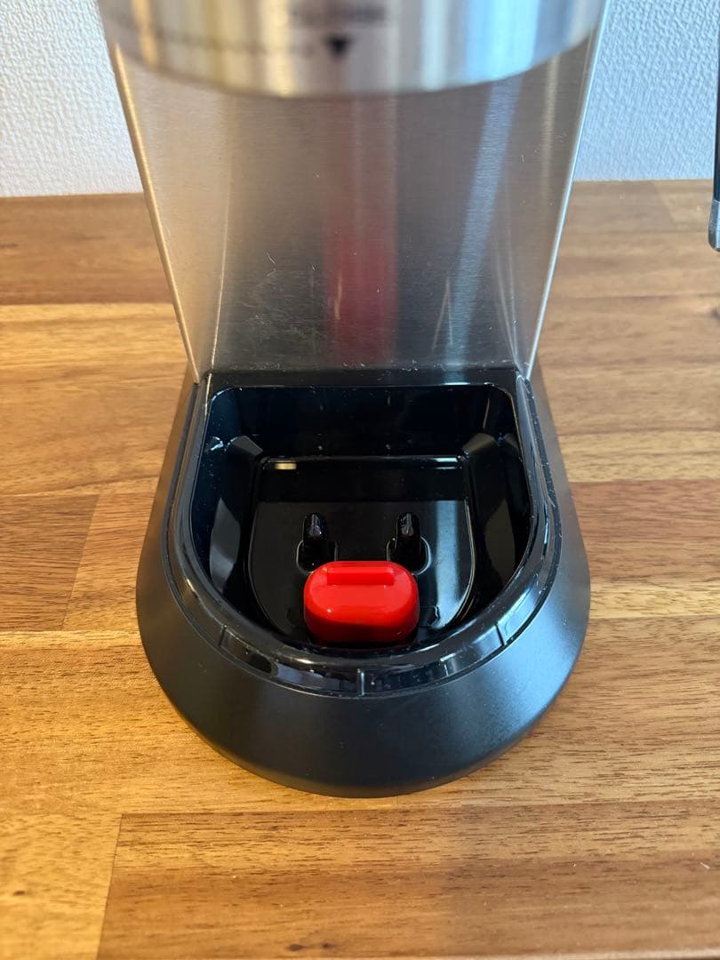 デロンギ デディカ アルテ EC885J-M [メタルシルバー]