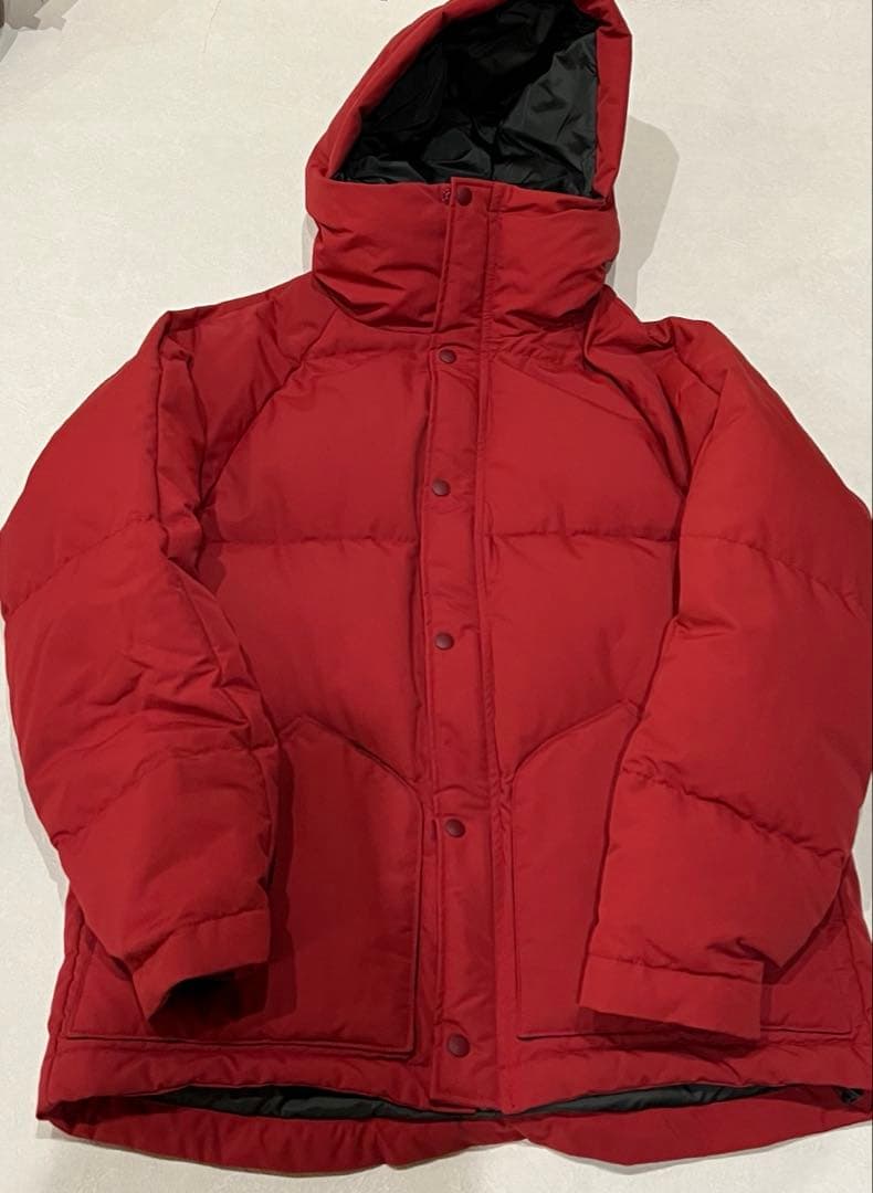 NANGA 日本製 旧ロゴ フードダウン L レッド