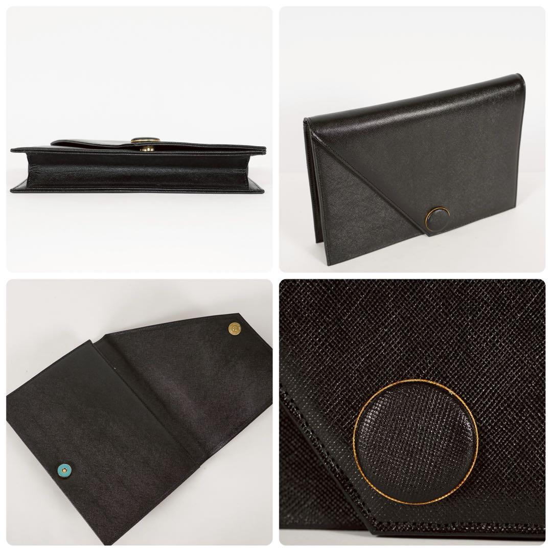 【未使用級✨】イヴサンローラン　クラッチバッグ　サフィアーノレザー　ブラック