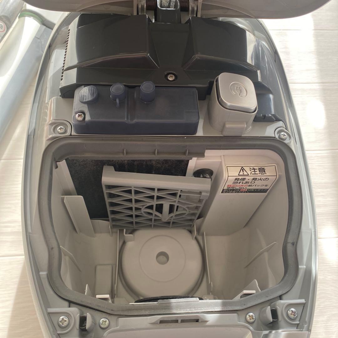 Panasonic 紙パック式掃除機　MC-PA200WX-S