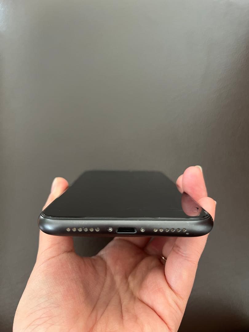 iPhone 11 本体　128GB ブラック　初期化済み