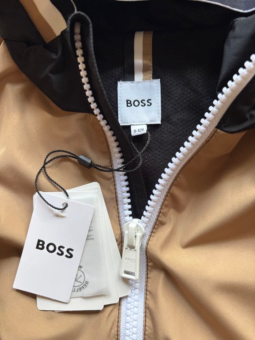 BOSS Kidsフード付きジャケット