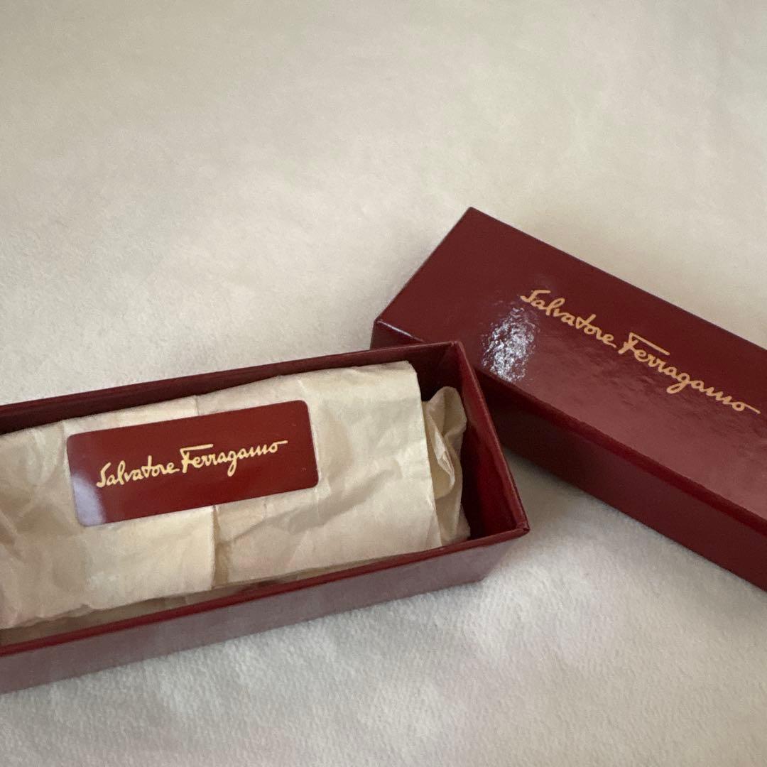 美品　Salvatore Ferragamoサルバトーレフェラガモヴァラバレッタ