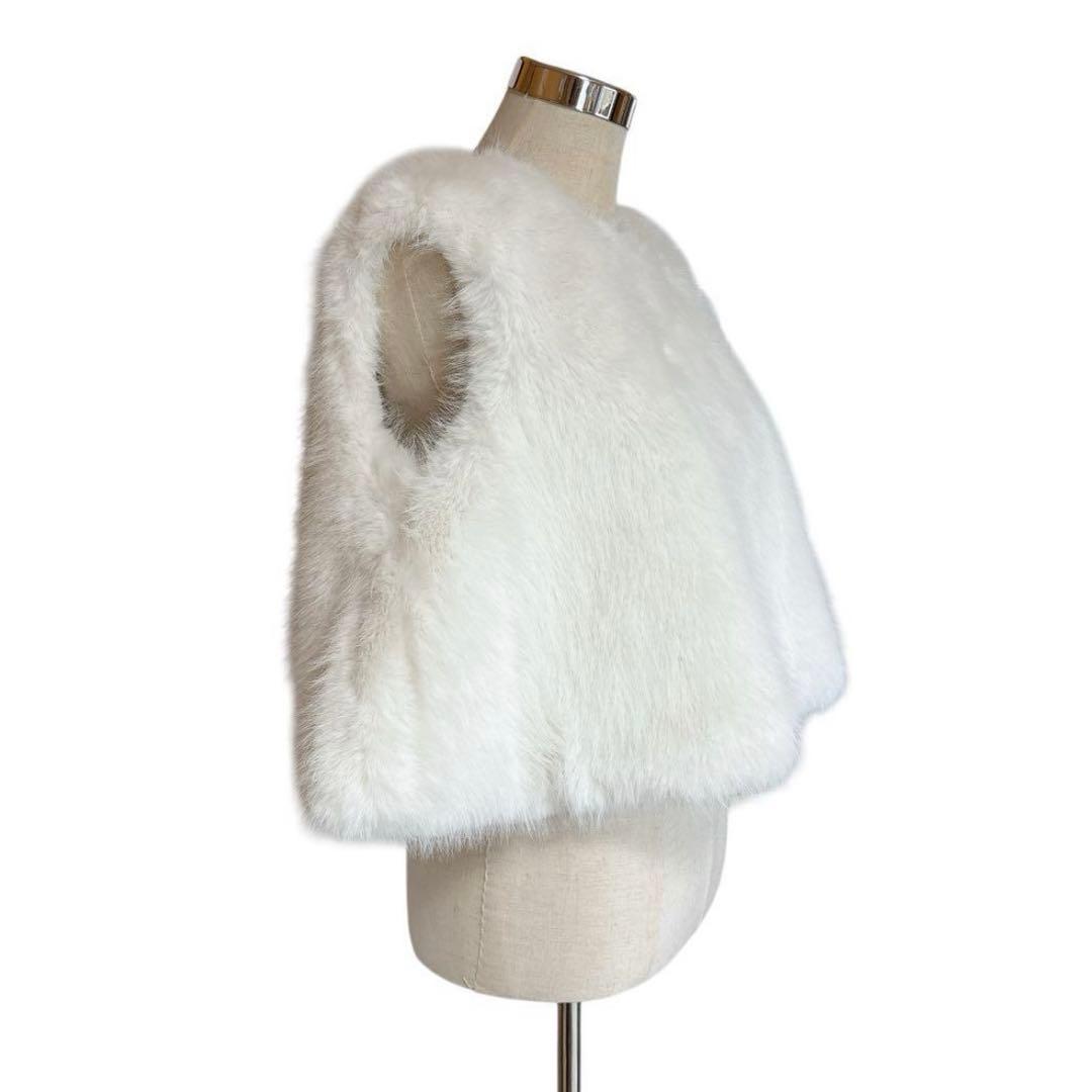 ２回数時間着用✨ESMOK エスモック リボン ファーベスト ホワイト