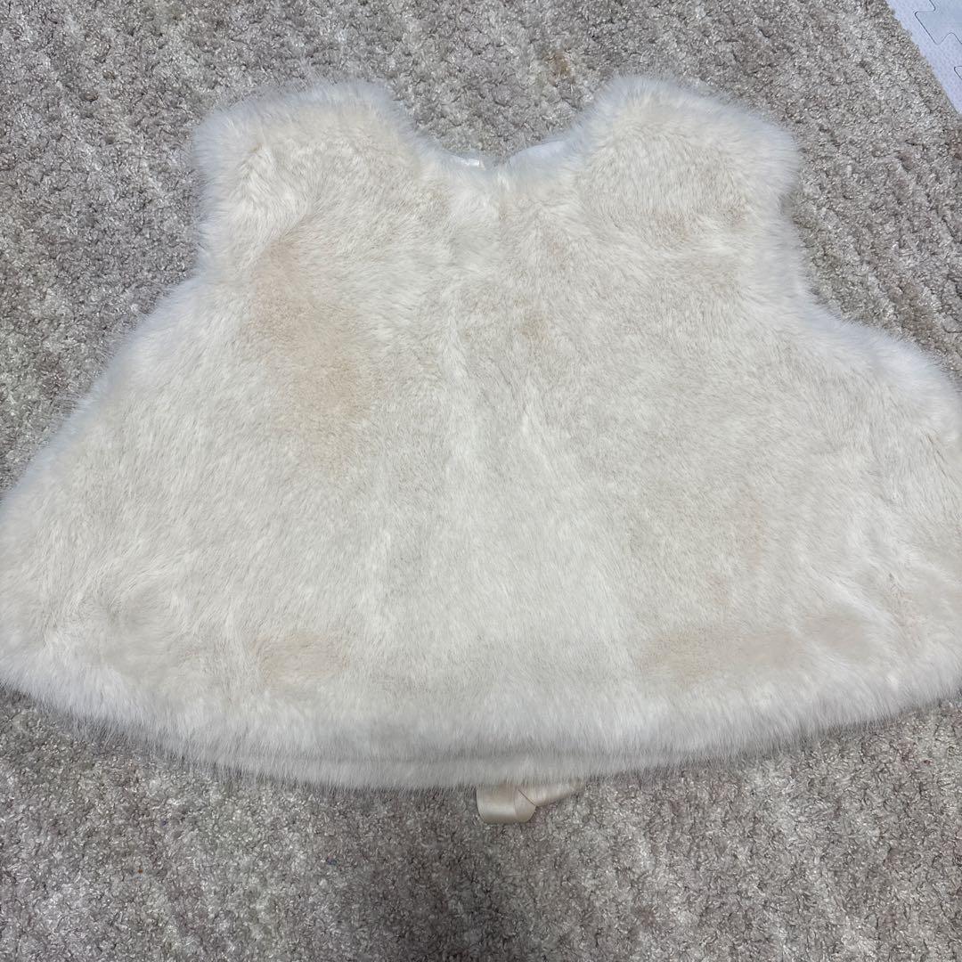 ２回数時間着用✨ESMOK エスモック リボン ファーベスト ホワイト