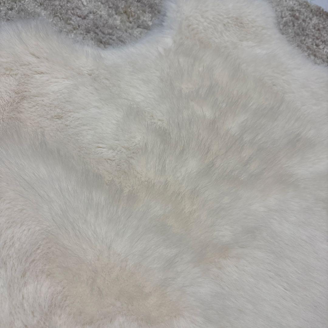 ２回数時間着用✨ESMOK エスモック リボン ファーベスト ホワイト