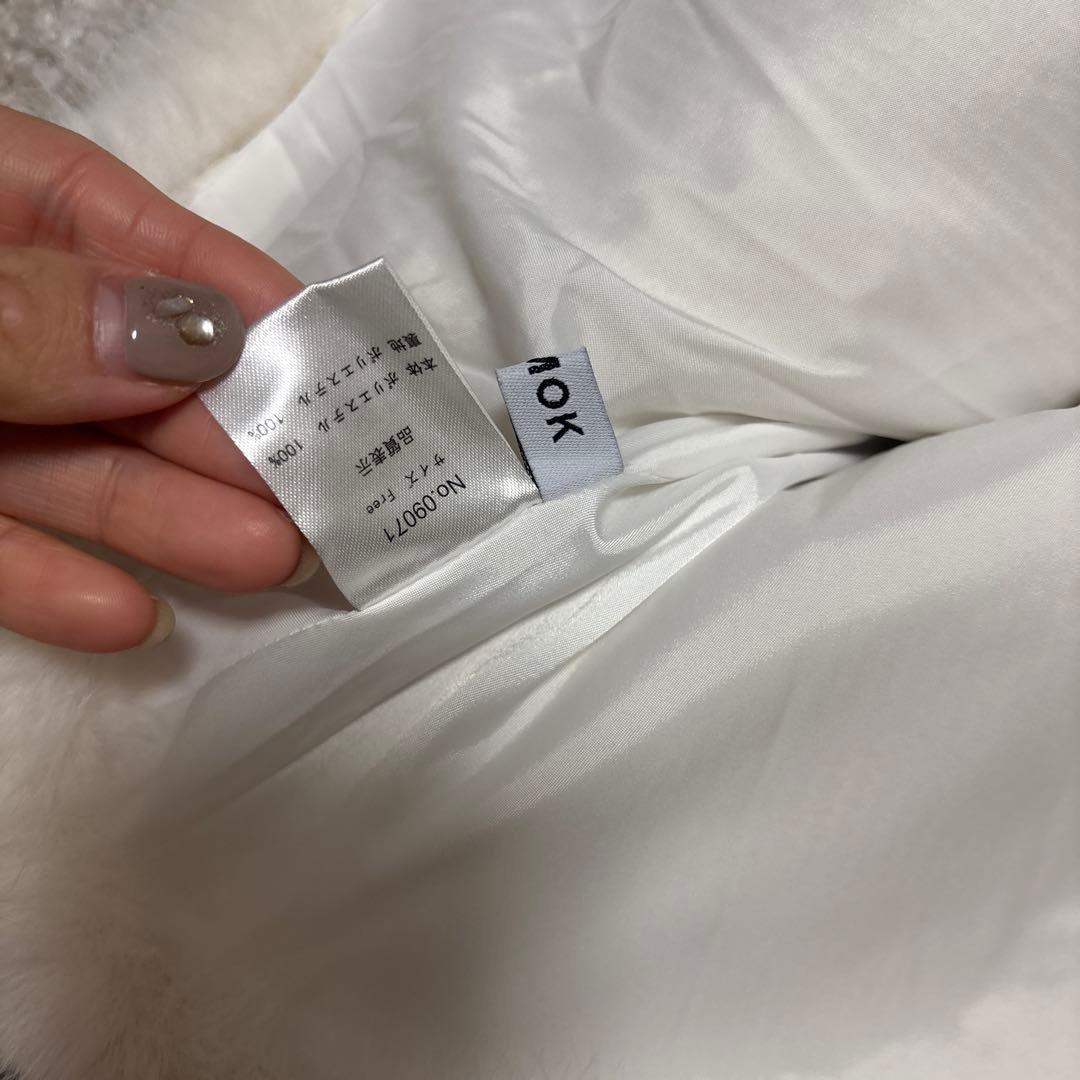 ２回数時間着用✨ESMOK エスモック リボン ファーベスト ホワイト