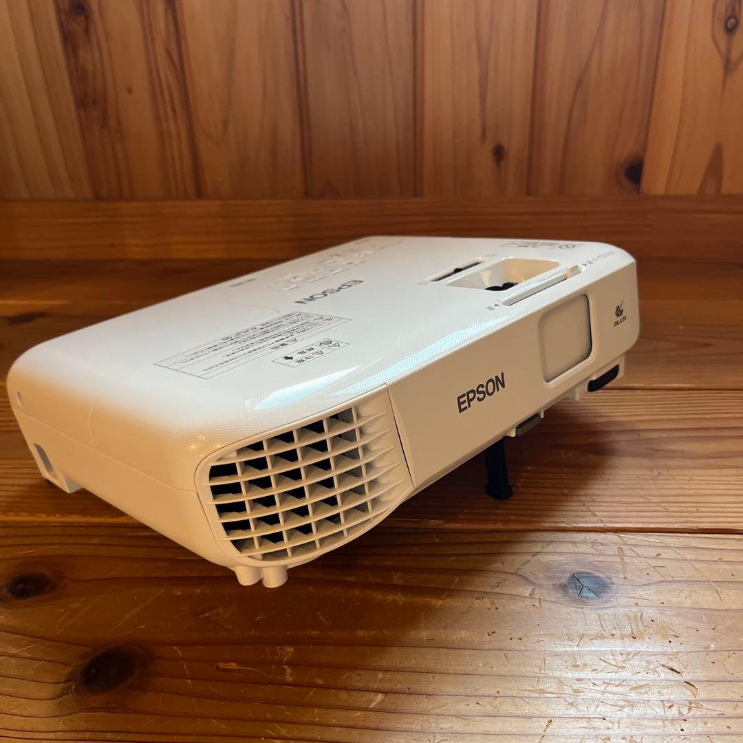 EPSON EB-S05 プロジェクター 本体