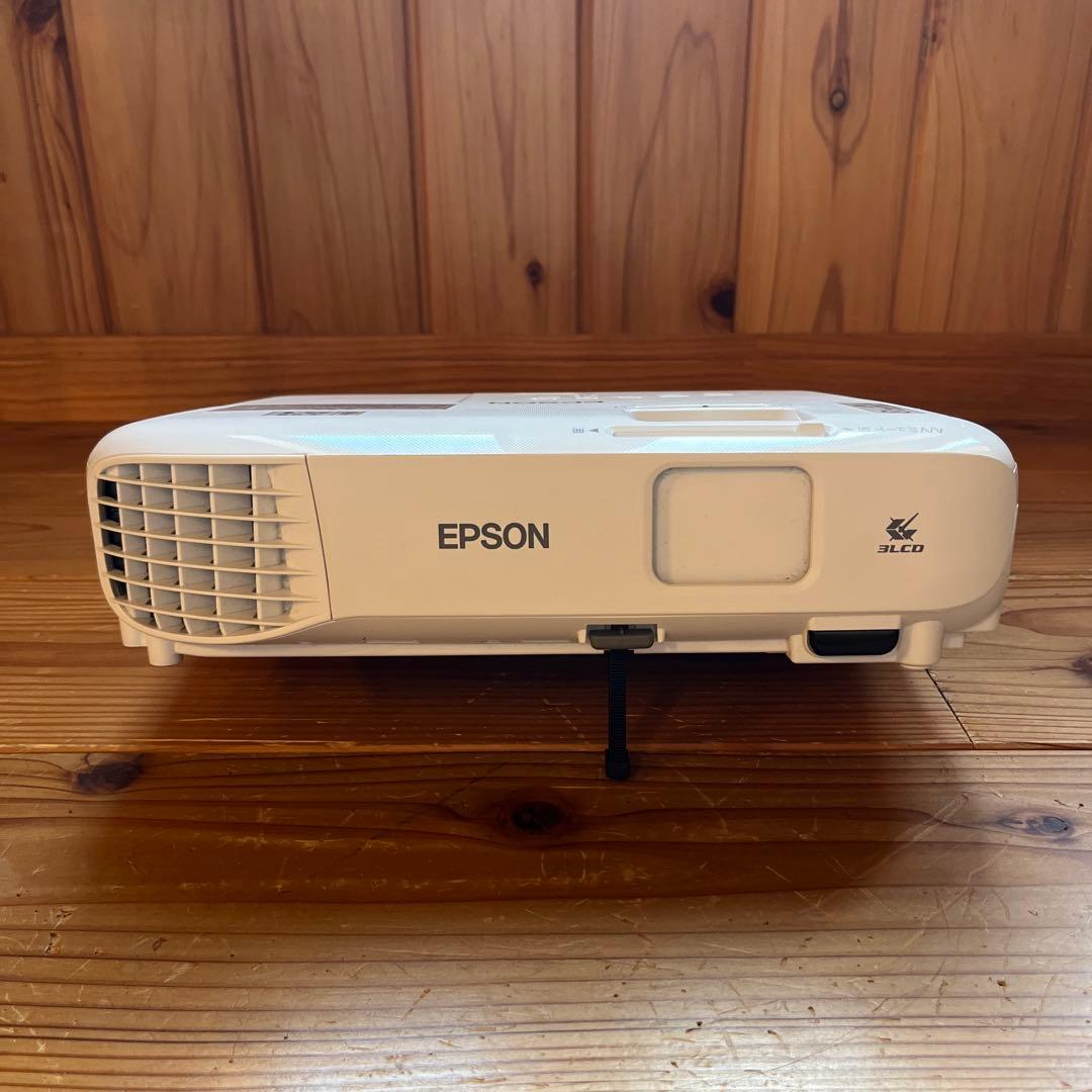 EPSON EB-S05 プロジェクター 本体