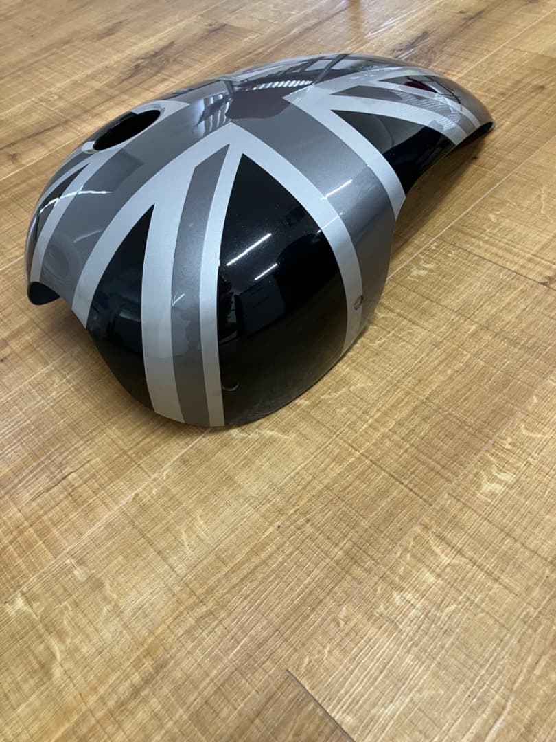 トライアンフ　ボンネビルt100タンクカバー　sixty8