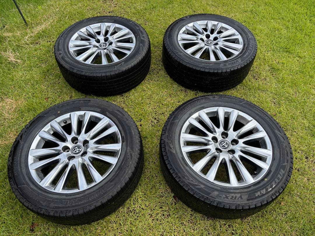 【kz-1】【1/4】トヨタ 18インチ スタッドレス・ホイール