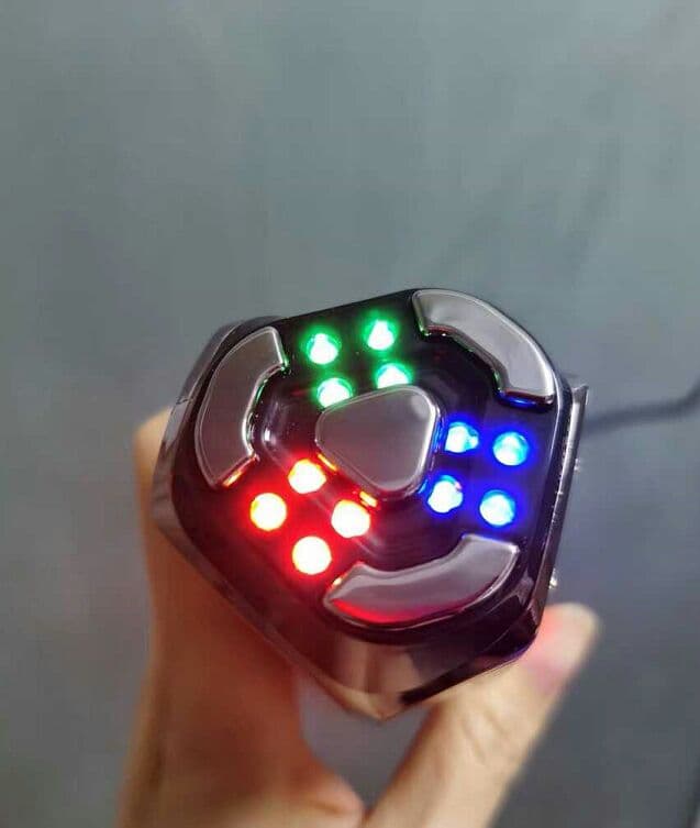 ドクターアリーヴォザゼウススワロフスキー