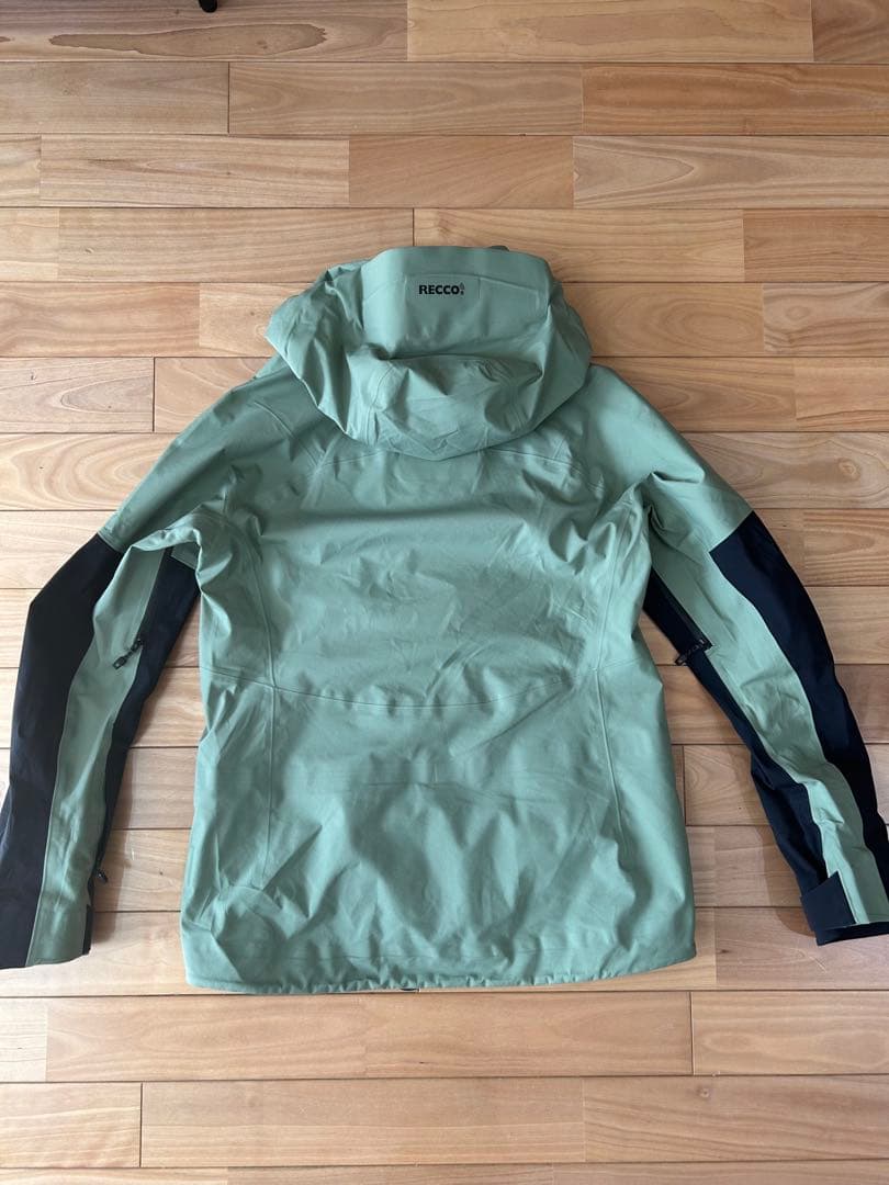 【Burton [ak] 2022-2023 スノーボードウェア】 上下セット