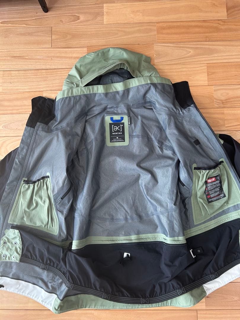 【Burton [ak] 2022-2023 スノーボードウェア】 上下セット