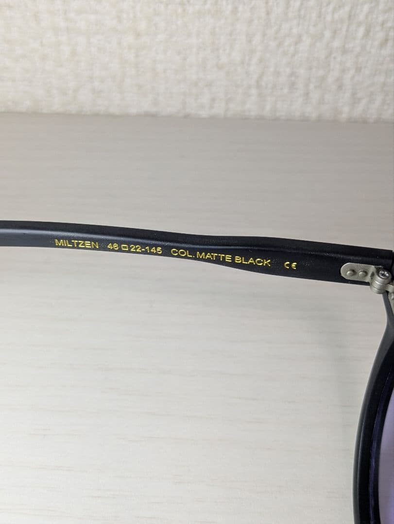 新品未使用 MOSCOT MILTZEN サングラス ブラック×バイオレット