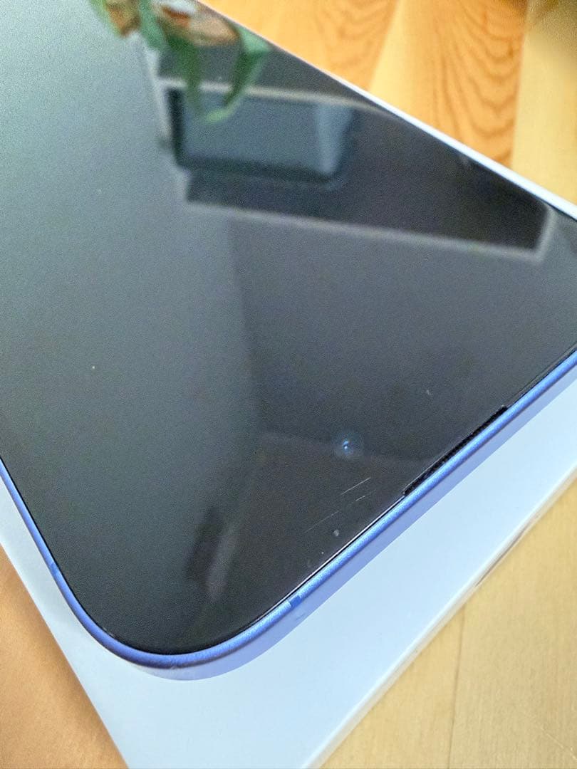 電池残量100% iPhone16 無印256GB SIMフリー