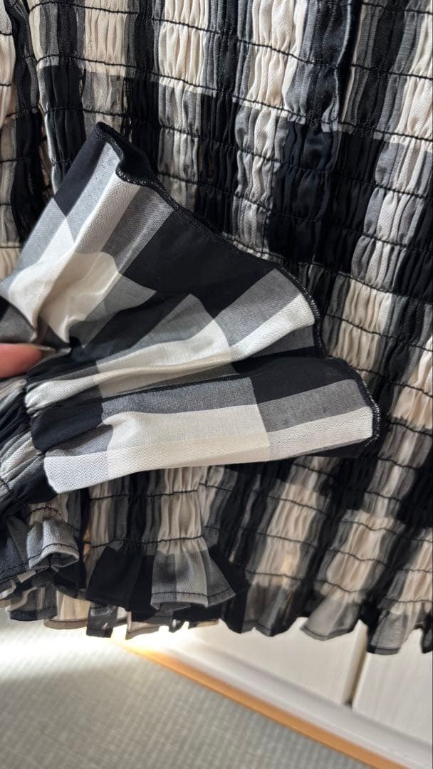 最終値下げCLANE SHIRRING DESIGN BLOUSE サンプル品