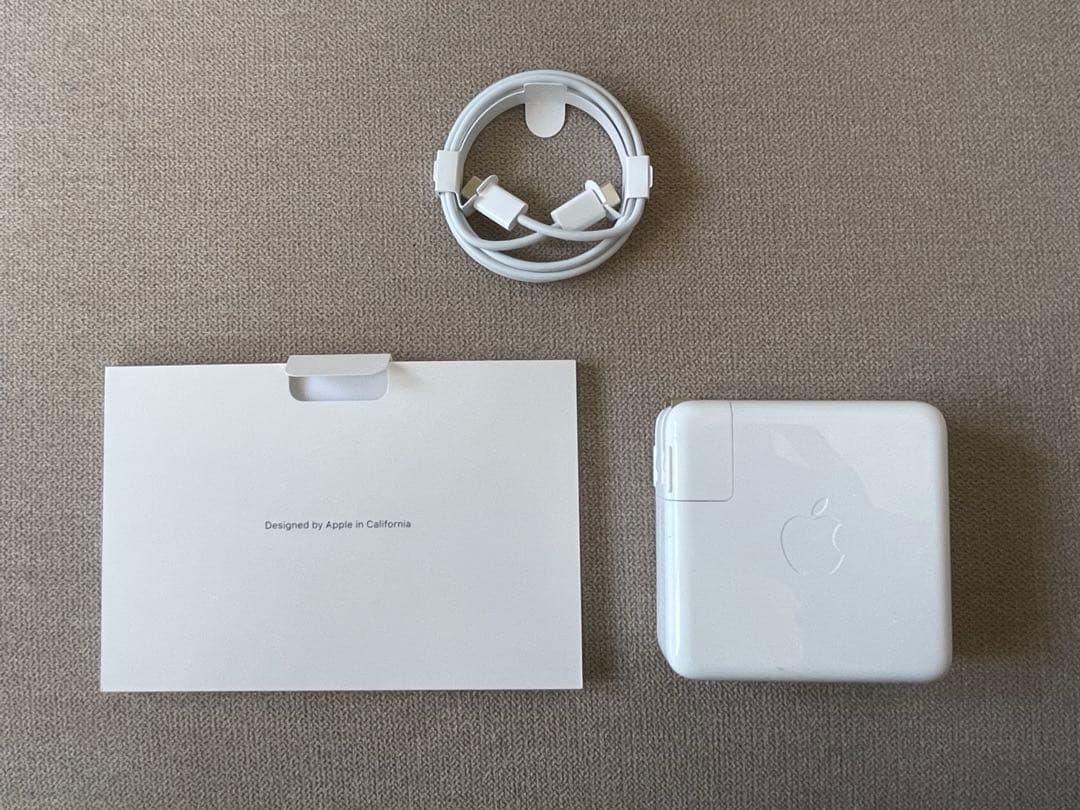 Apple MacBook Pro 2019 16インチ i7