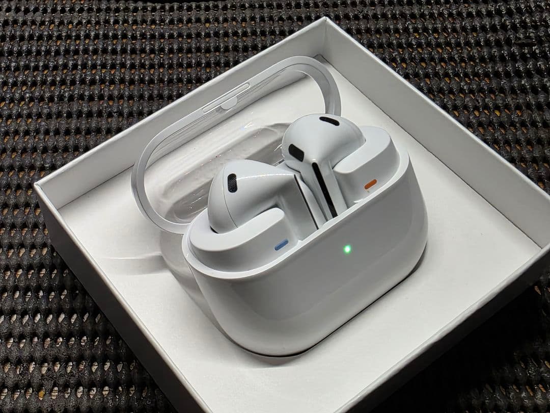 Samsung Galaxy Buds3 ホワイト New