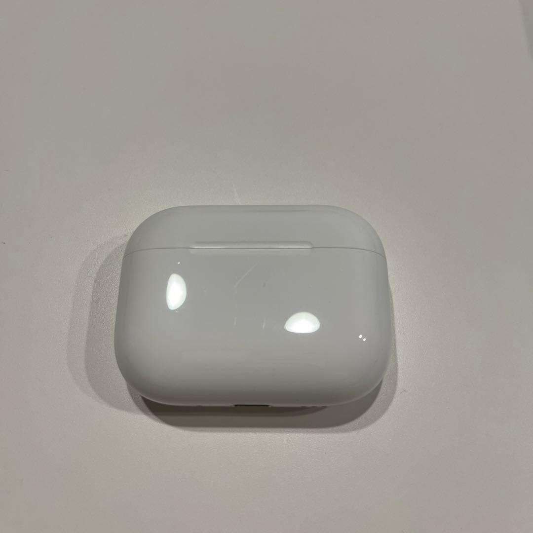 【純正品】AirPods Pro 3 ホワイト