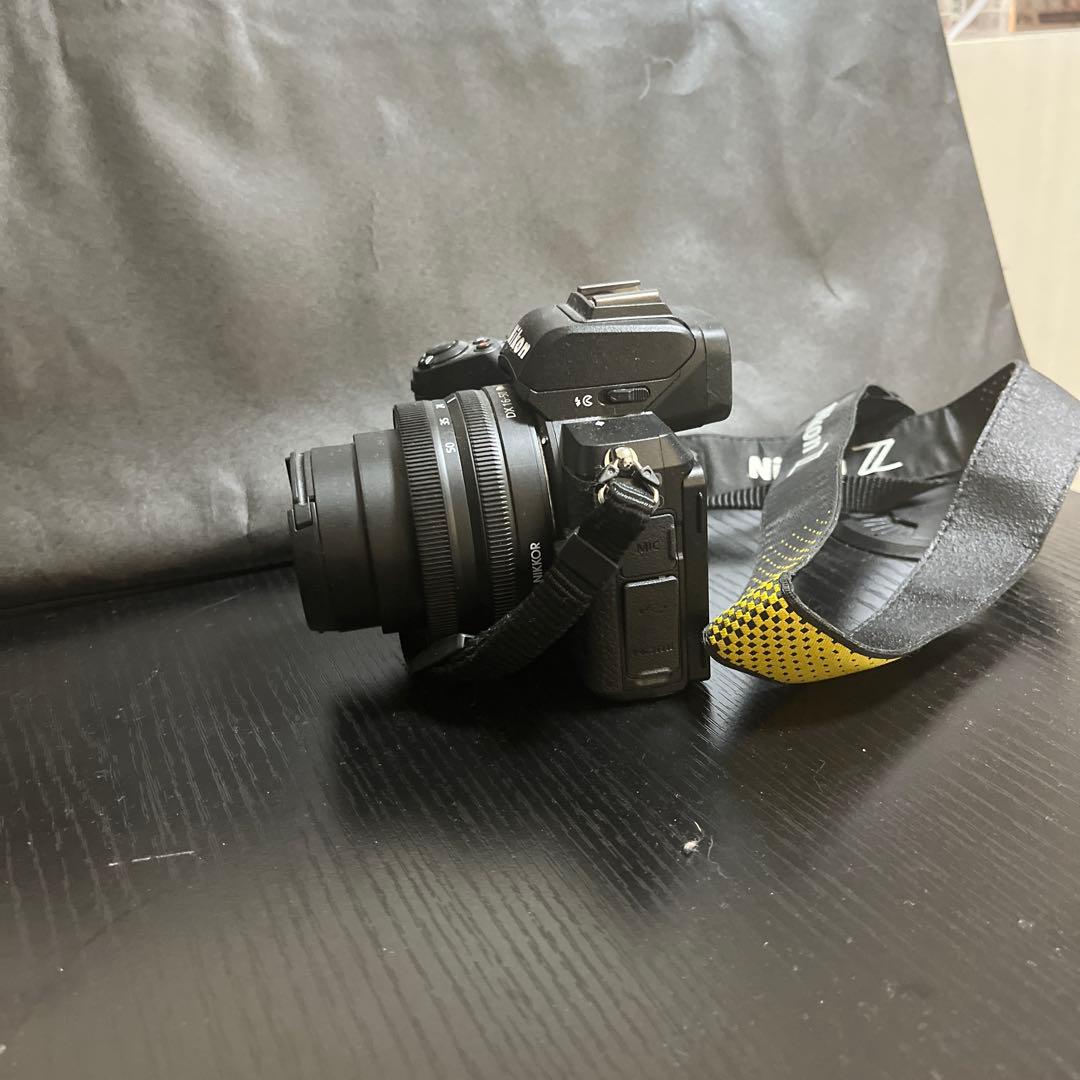 Nikon Z 50 ミラーレス一眼カメラレンズキット